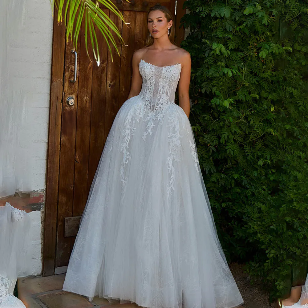 

Popular Scoop Neckline Lace Applique Bridal Grown A Line Wedding Dresses Sweep Train Custom Made 2026 Rode De Morrie