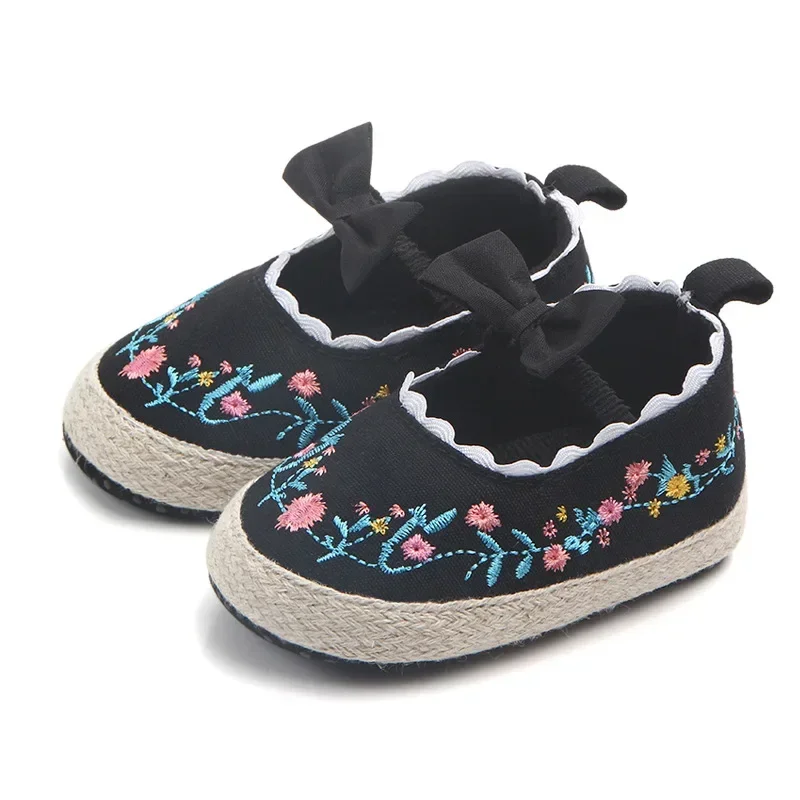 

Black Embroidered Flowers Baby Shoes Soft Sole Decor Cotton Flats Shoes First Walkers Non-Slip Summer Princess Shoes