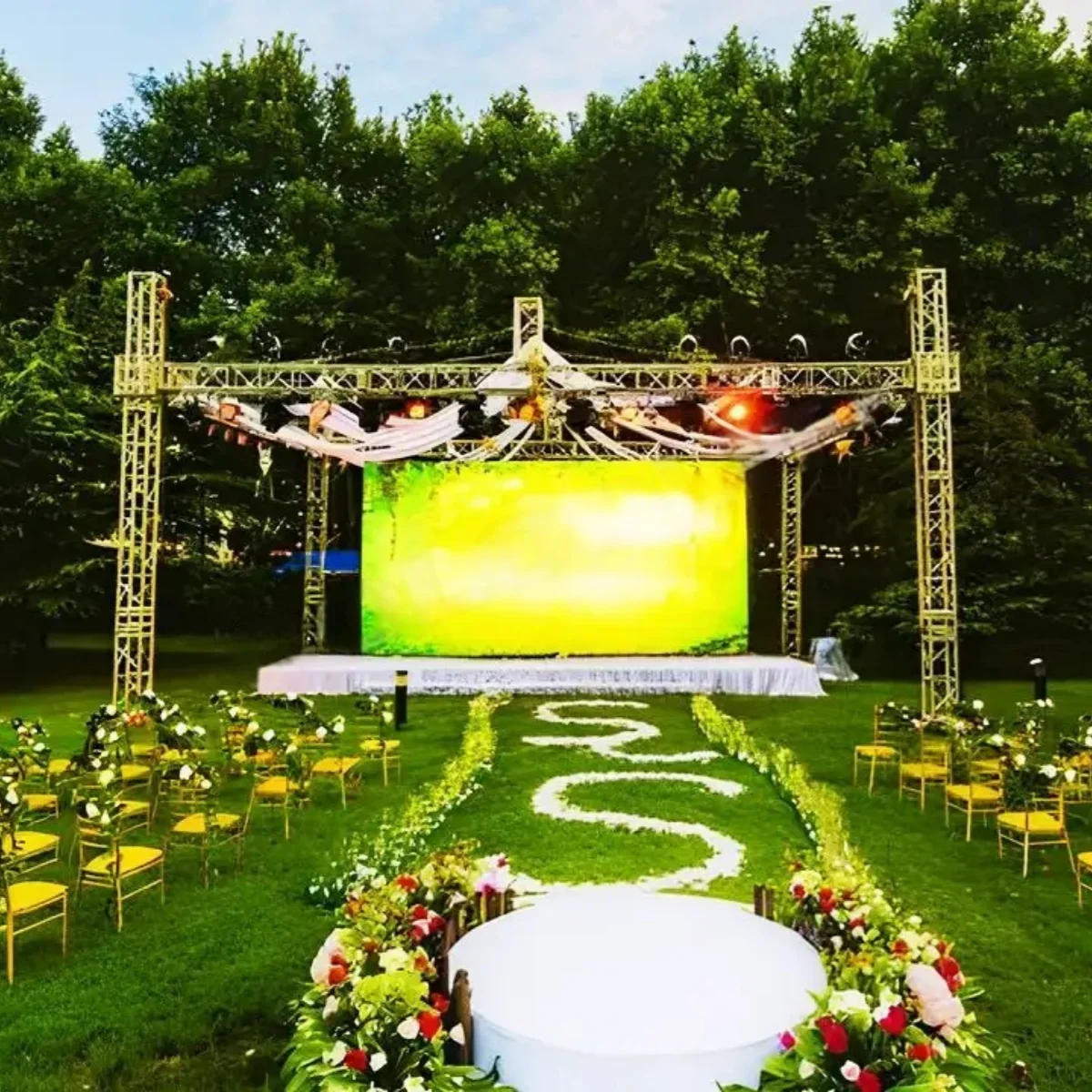 Night Club DJ Booth LED Display Screen Portable Cabinet Event Wedding Stage Show Conference Backdrop LED Video Wall
