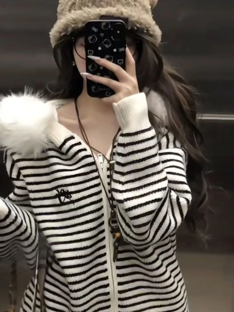 2025 الكورية نمط مخطط سترة متماسكة المرأة الشارع الشهير فضفاض الصوف طوق سترة تصميم الخريف الشتاء موضة معطف مقنع