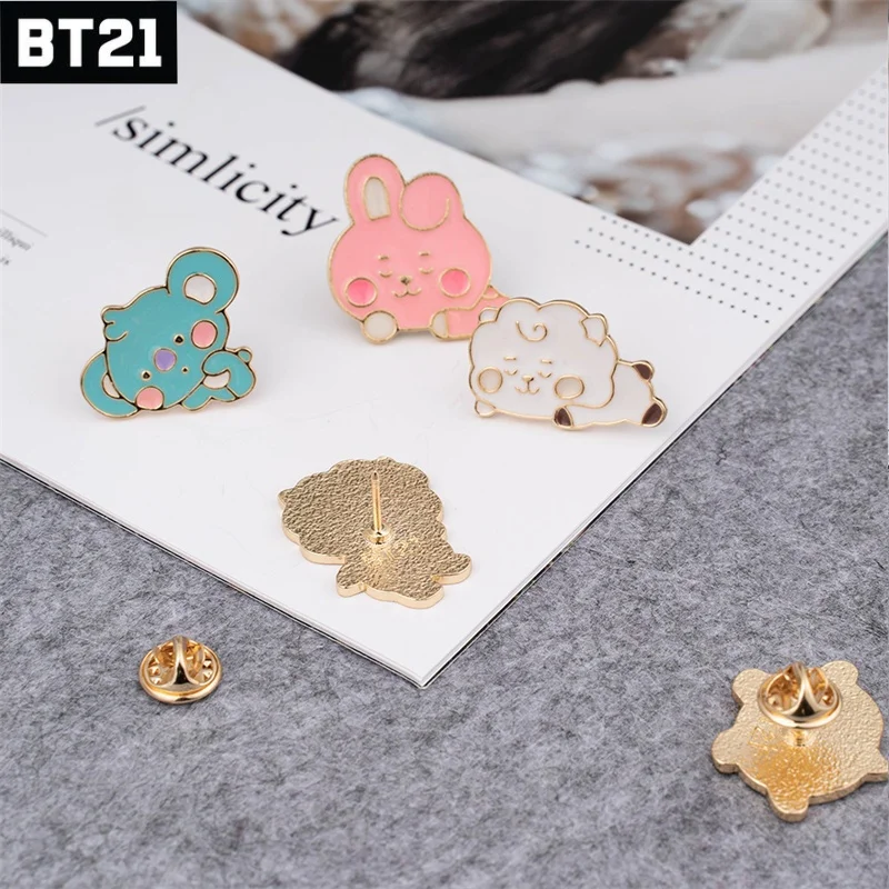 Kawaii Cooky Tata Broche, Fãs Emblema, Alloy Pins, DIY Chapéus, Roupas, Decoração Mochila, Acessórios de Vestuário, Presentes, 2Pcs, Bt21