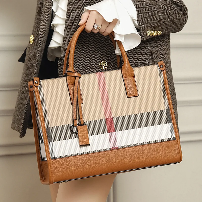 

Шикарная женская сумка-тоут в клетку 2025, кошелек через плечо в винтажном стиле, многофункциональная большая сумка для ежедневного использования и покупок ​