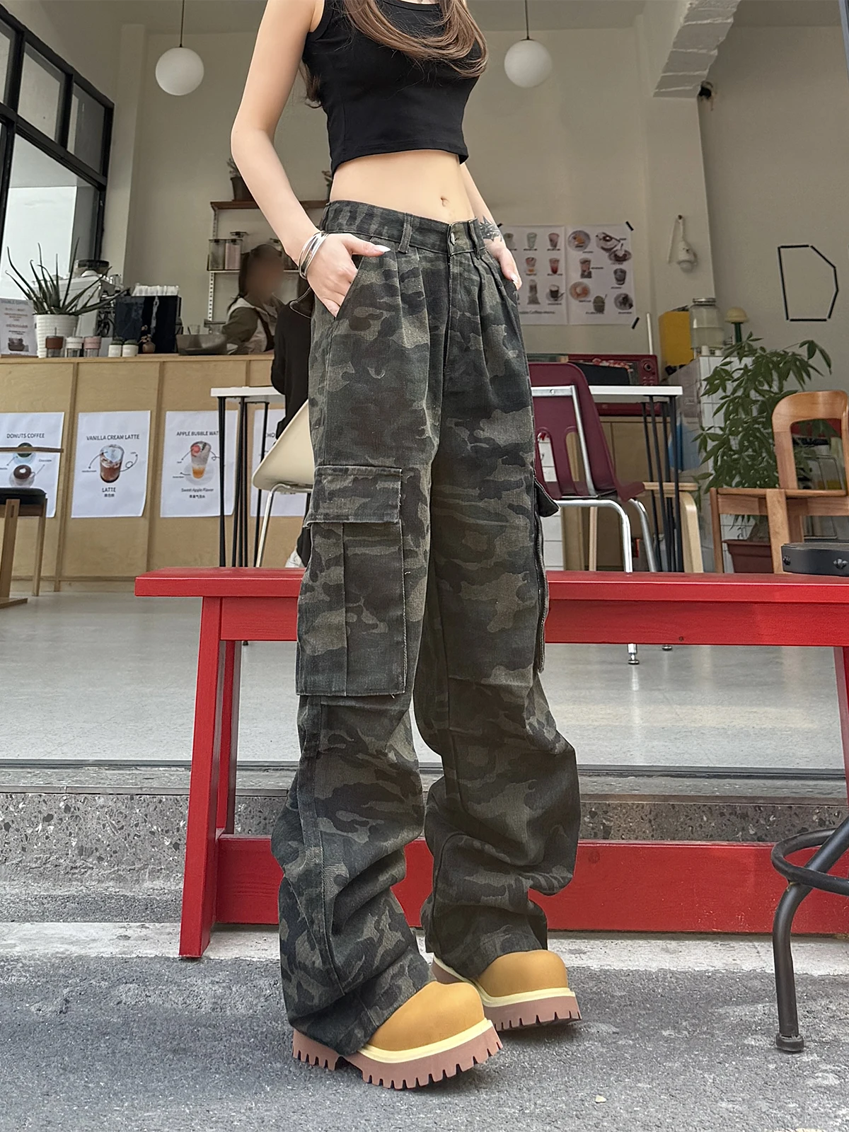 Retro Hiphop Camouflage Workwear Jeans Loose Slim Wide Leg Casual Long Trousers Multiple Pockets Men Women Style