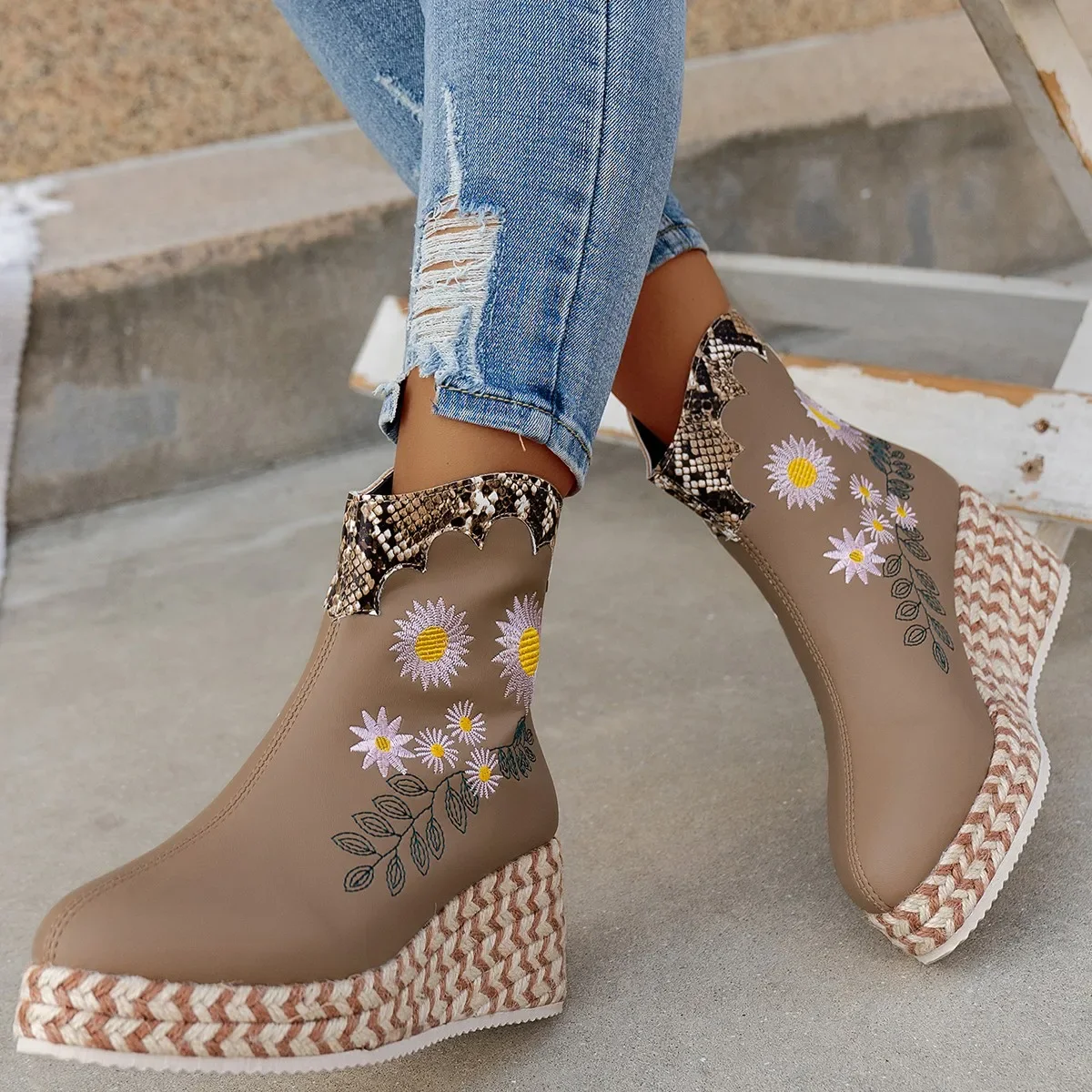 Slope Heel Thick Bottom Pointed Toe High Heeled Short Boots Embroidery Back Zip Straw Hemp Rope Bottom Winter Ethnic Style