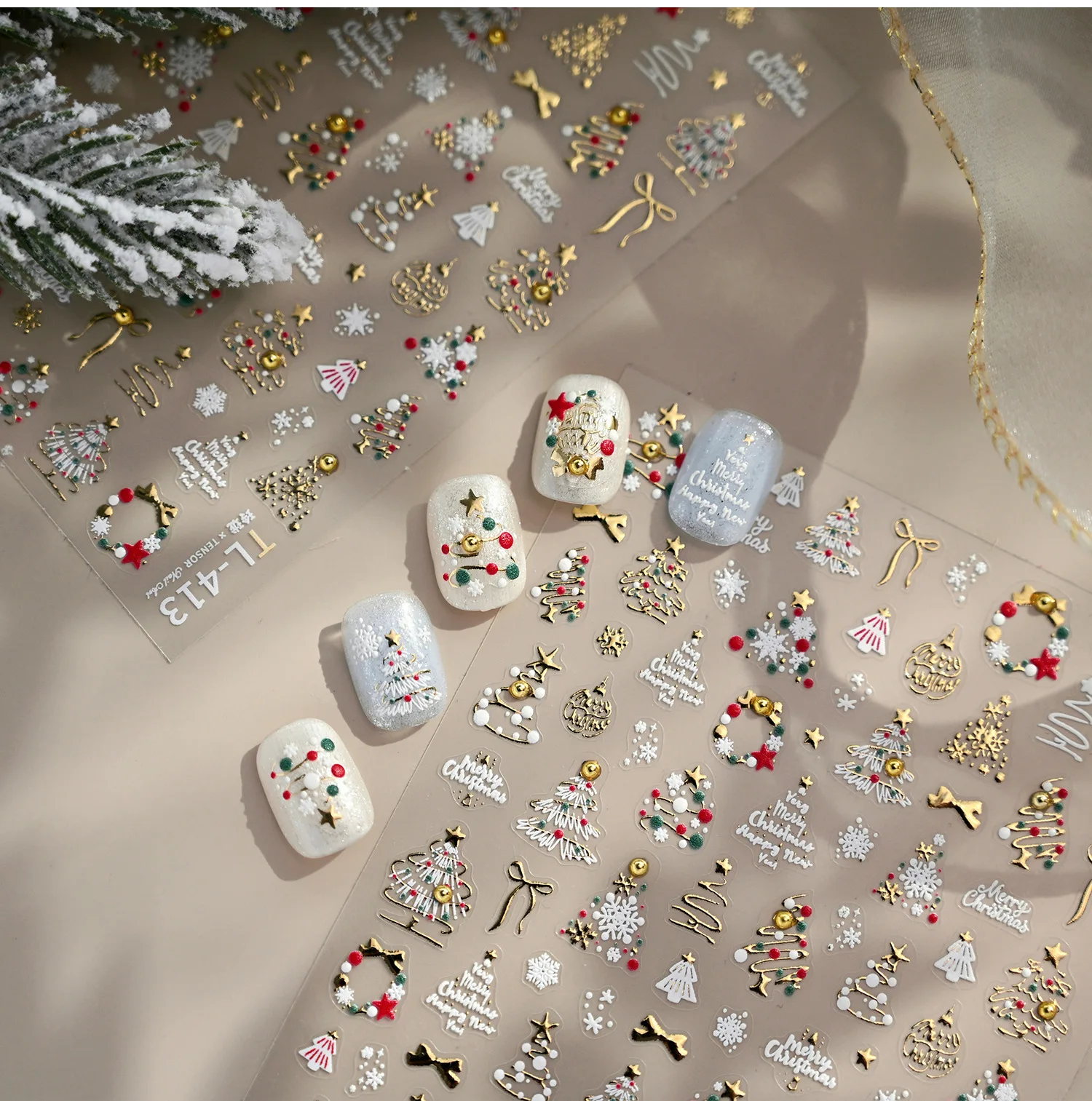 Simplicidad oro árbol de Navidad delicado Bowknot guirnaldas copos de nieve bola de Color muñeco de nieve Santa Claus invierno Nail Art pegatina calcomanía