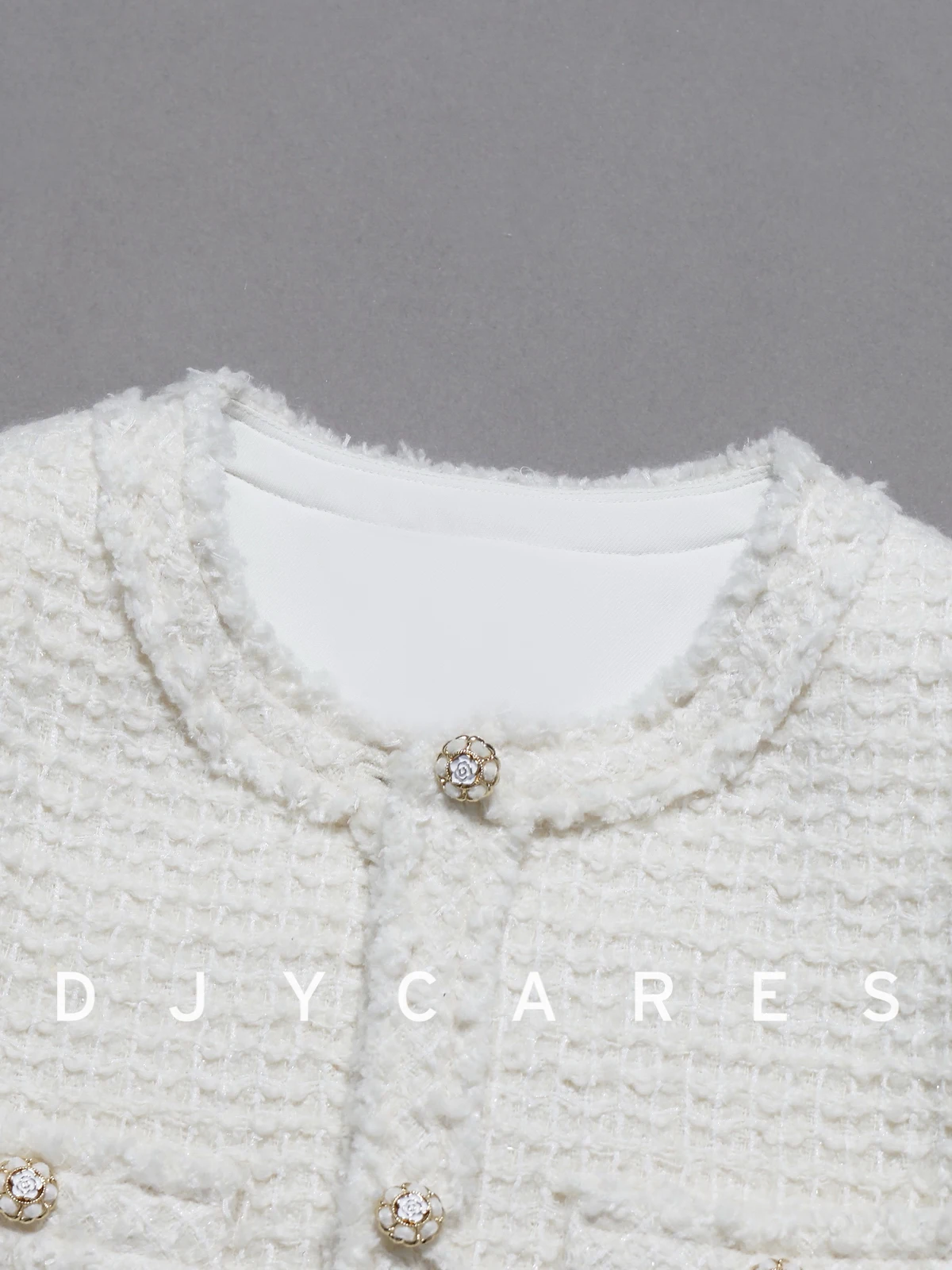 New DJY Coarse woolen three-dimensional white jacket with three button wool