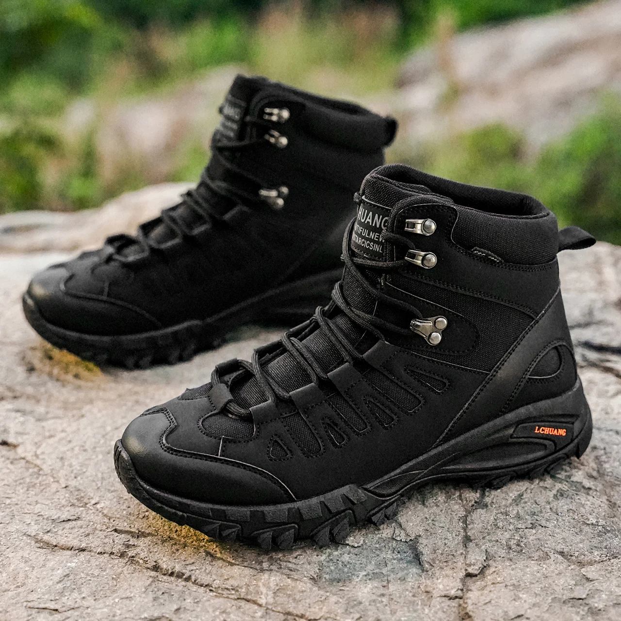 Klassische Herrenstiefel mit hohem Schaft, strapazierfähige Sohle, weiches Obermaterial, klassisch und modisch, geeignet zum Wandern und für Outdoor-Aktivitäten. – Detail 7