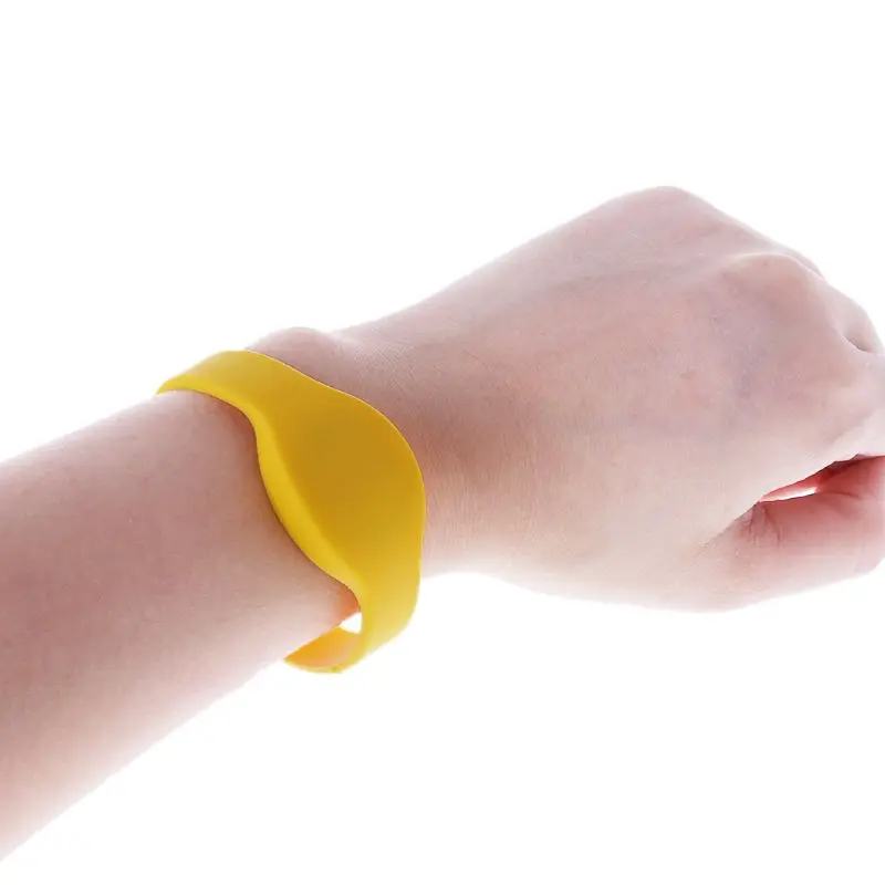 Bracelets RFID imperméables Bracelet durable en silicone 125khz Aucune batterie requise