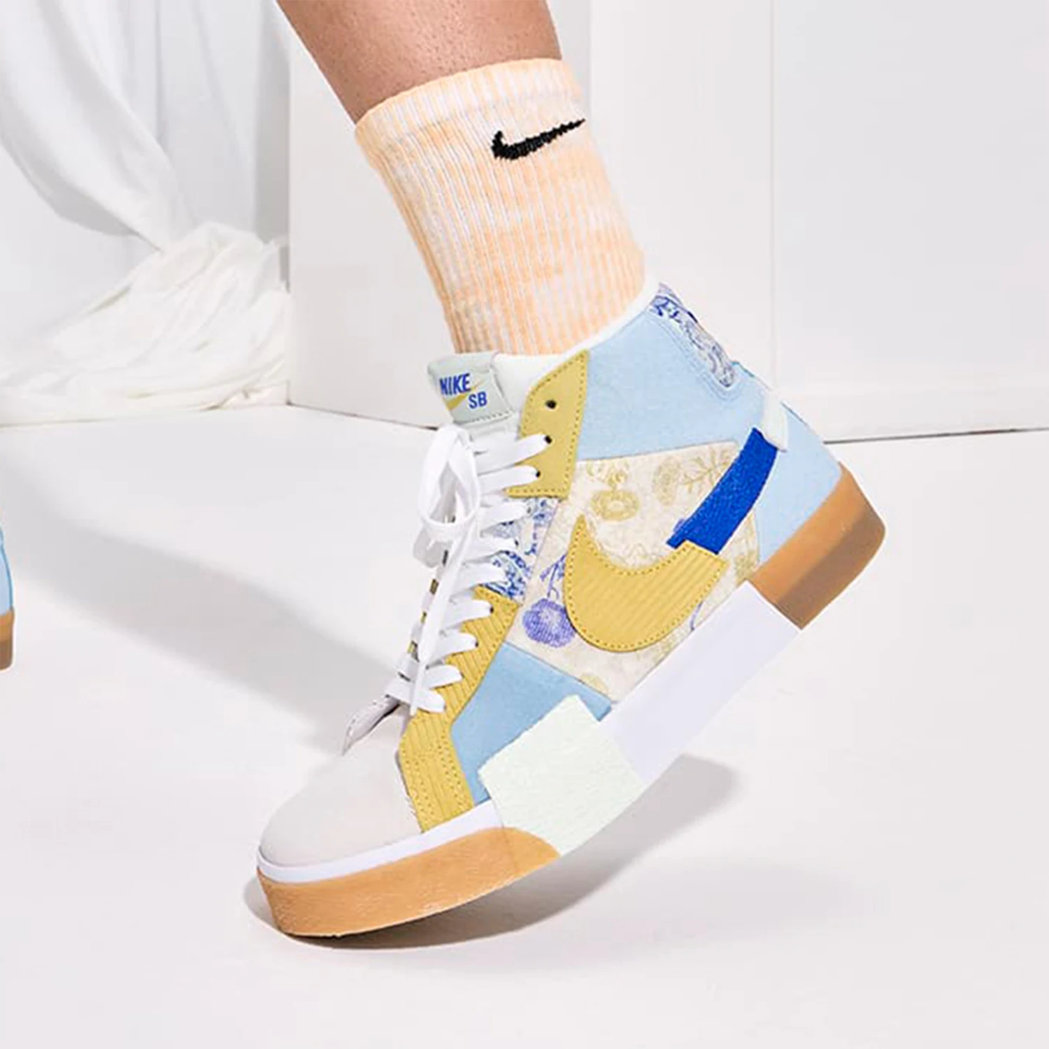 

Nike Official Authentic SB ZOOM BLAZER Unisex High Top Skate Shoes DM0859-400