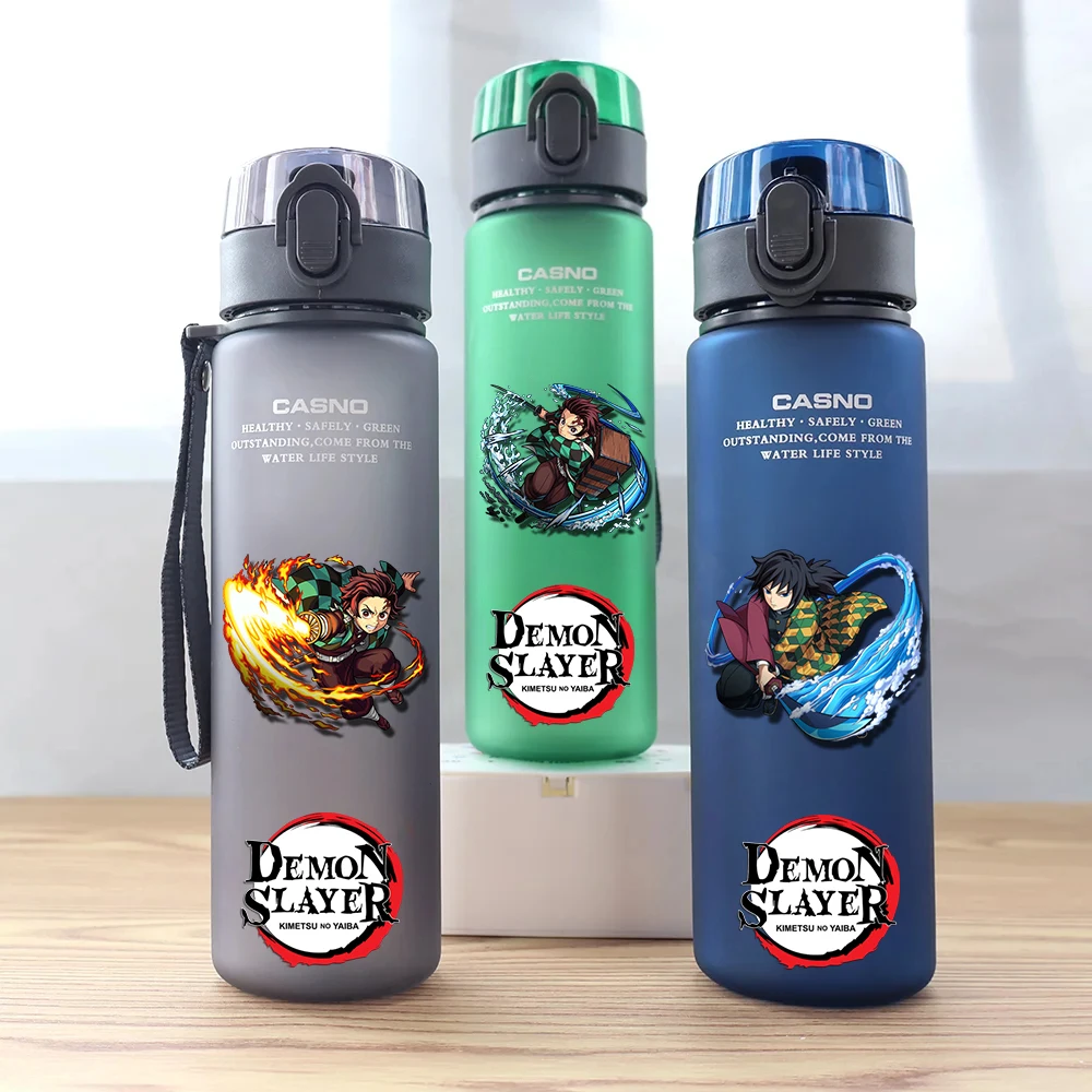 

560 мл пластиковая чашка для воды Demon Slayer, герметичная, для кемпинга, портативная, для путешествий, спорта, для воды, Kamado Tanjirou Kamado Nezuko