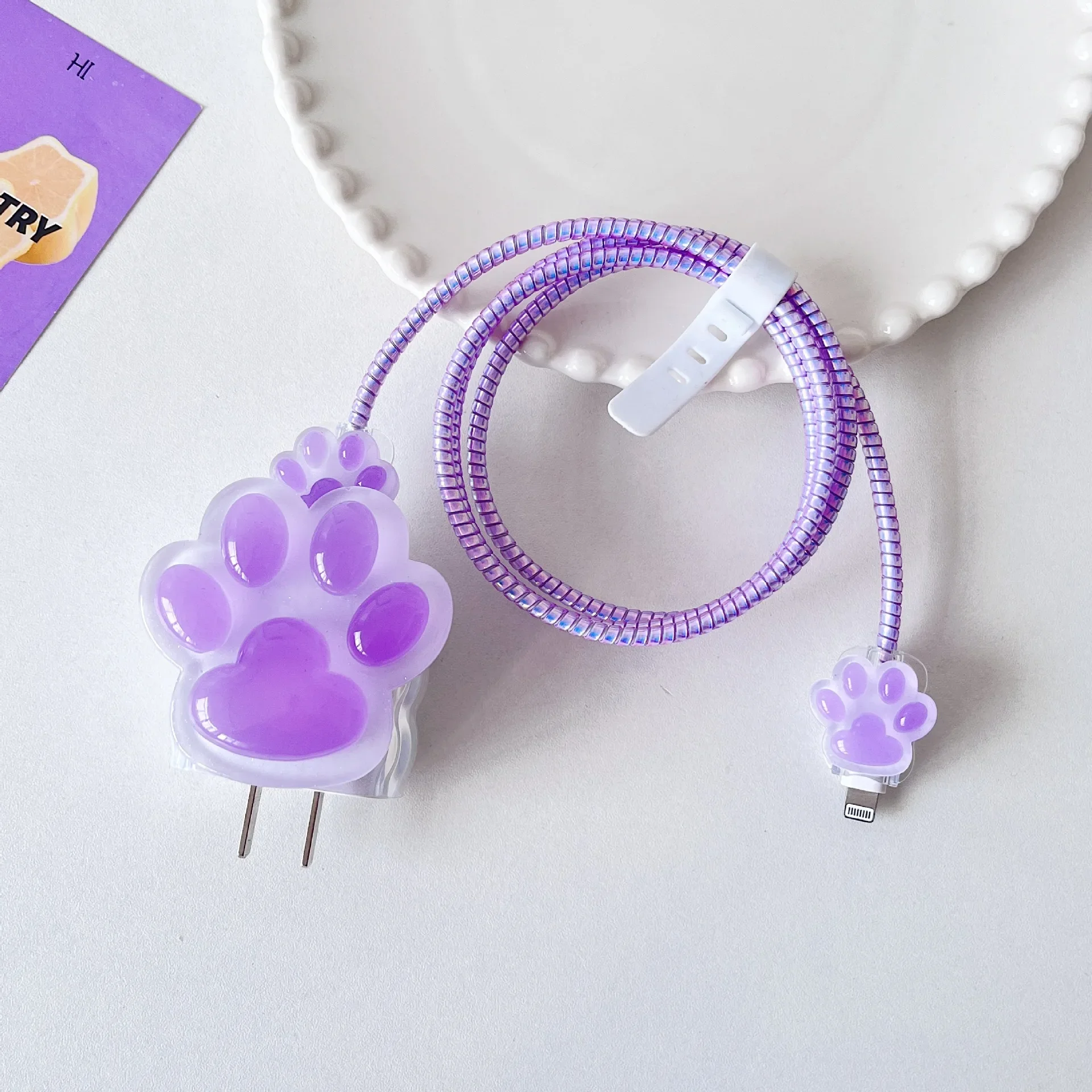 Charger Cable Protector for iphone 15 14 13 12 18/20W Original Charger Protection Cover Cute Cat Paw Data Line Winder Protective