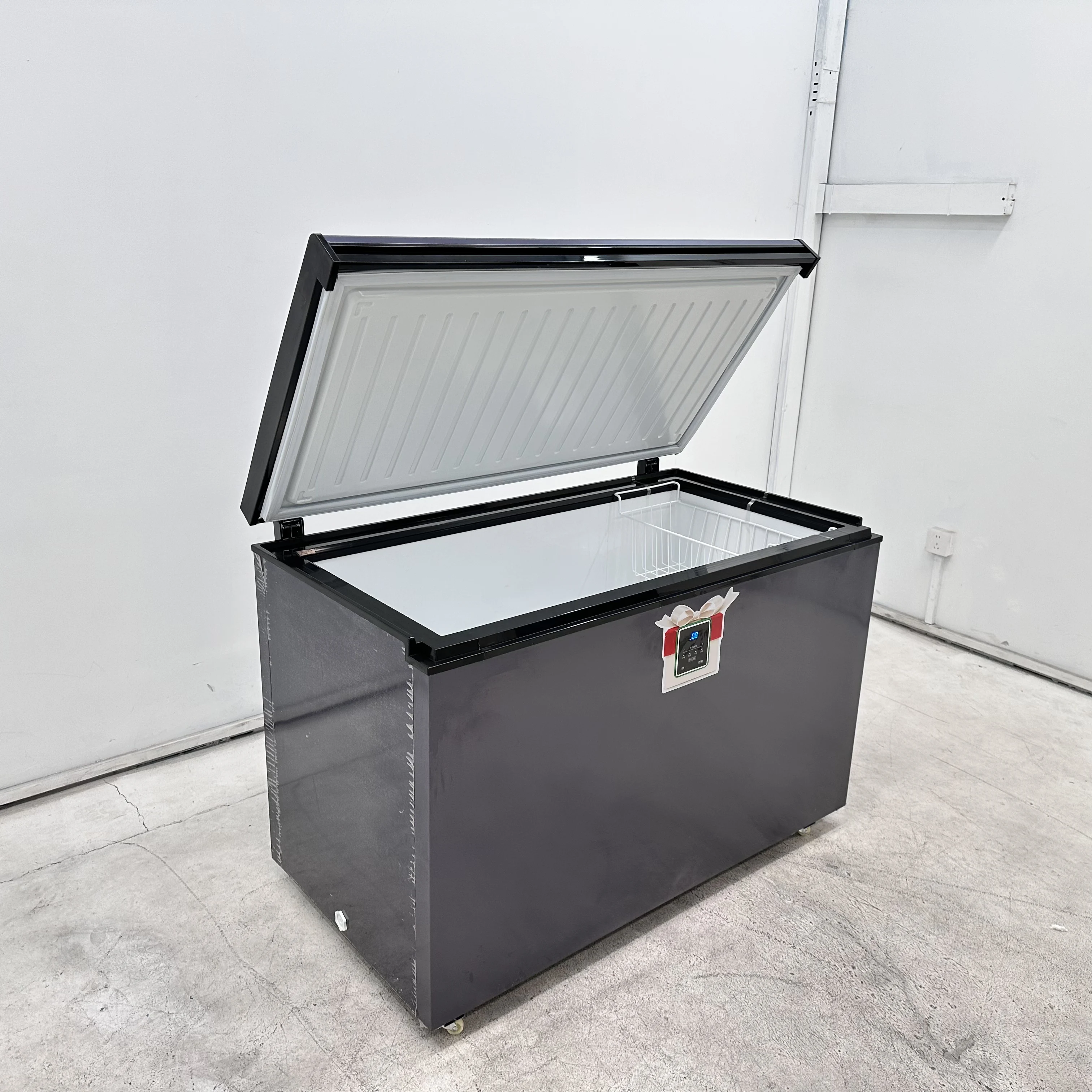 

Commercial Chest Refrigerator 75mm-Thick Insulation Layer Top Open Showcase Quick Frozen Cooked Food Freezer