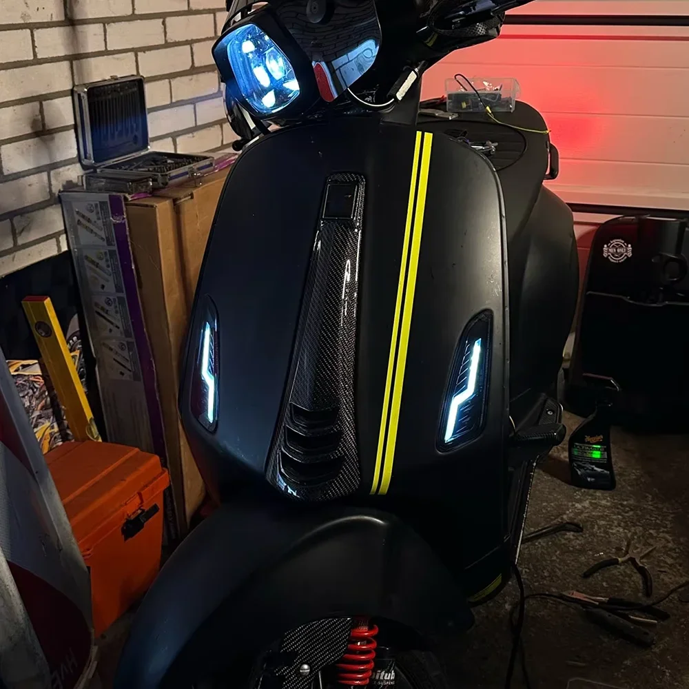 Motorcycle Accessories Front Rear LED Indicator Lights with DRL Function For Vespa Sprint Primavera 150 125 50 Elettrica