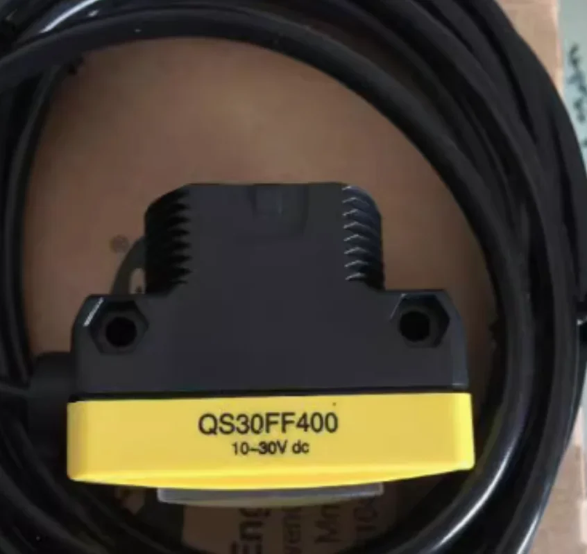 New original Banner Photoelectric switch QS30FF200Q QS30FF400Q QS30FF600Q QS30FF200 QS30FF600 QS30FF400