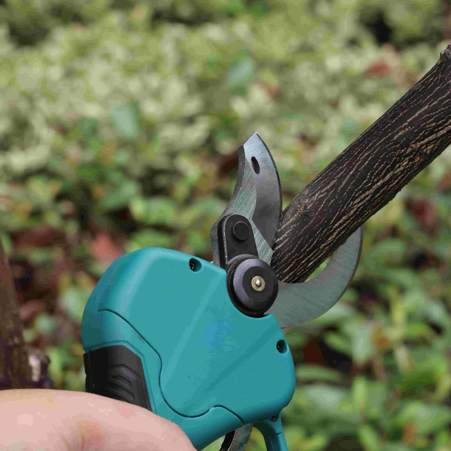 High pole garden pruning shears lithium battery electric gardening tools scissors lengthening fruit tree high branch - view 4