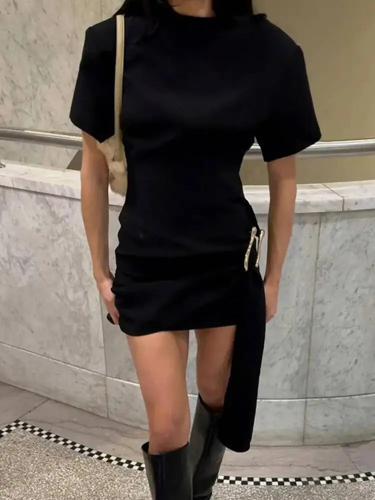 モジション 半袖 ドレープ セクシー ミニワンピース レディース ブラック メタルバックル Oネック ハイウエスト ボディコン クラブドレス ベスティード 服