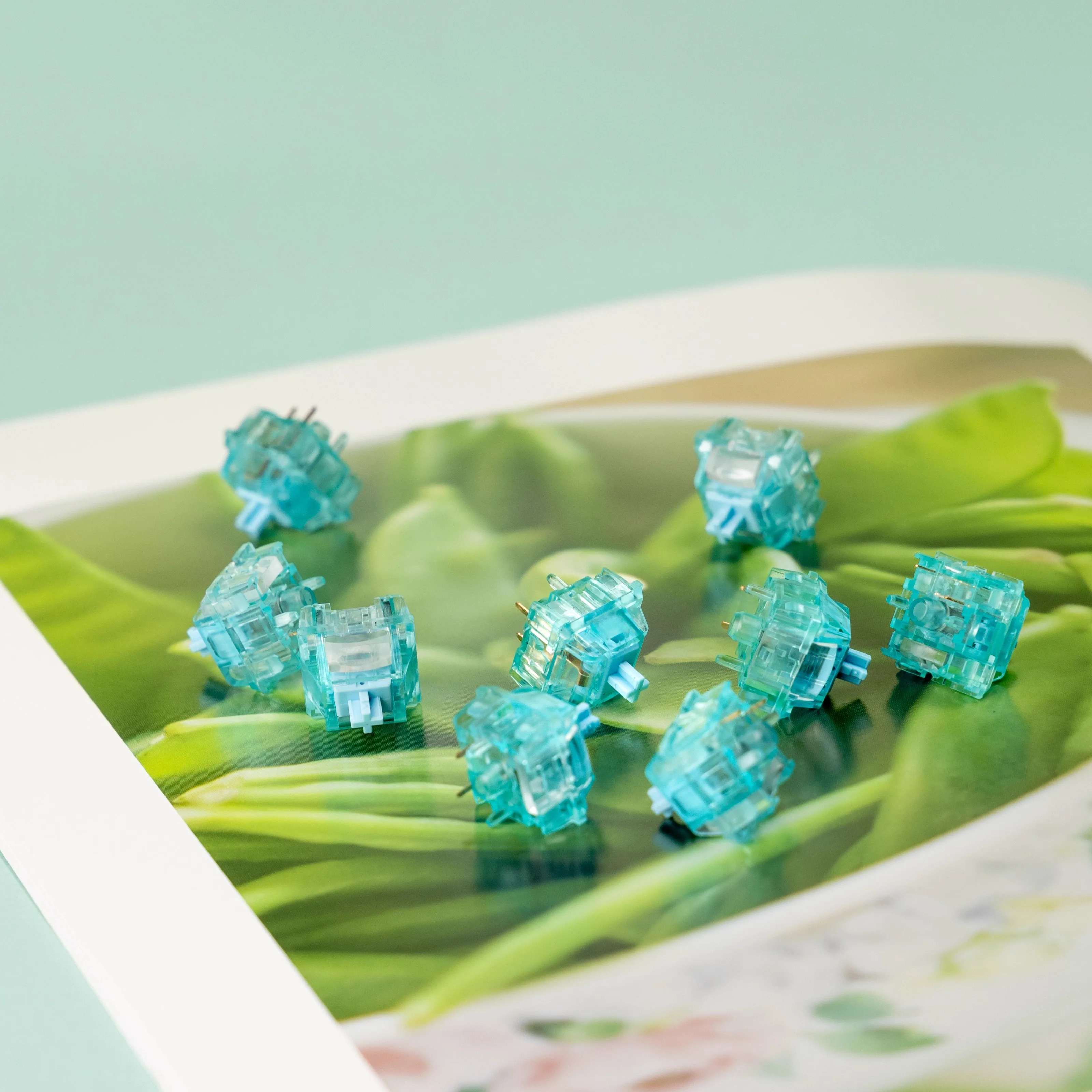 OFF STUDIO Blue Tear Mechanical Keyboard Silent Linear Switch KTT Transparent PC 43gf Acutation 18mm Spring