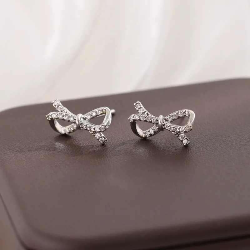 Uini Tail hot selling new 925 sterling silver Korean version fashionable temperament diamond studded bow sweet earrings ED015