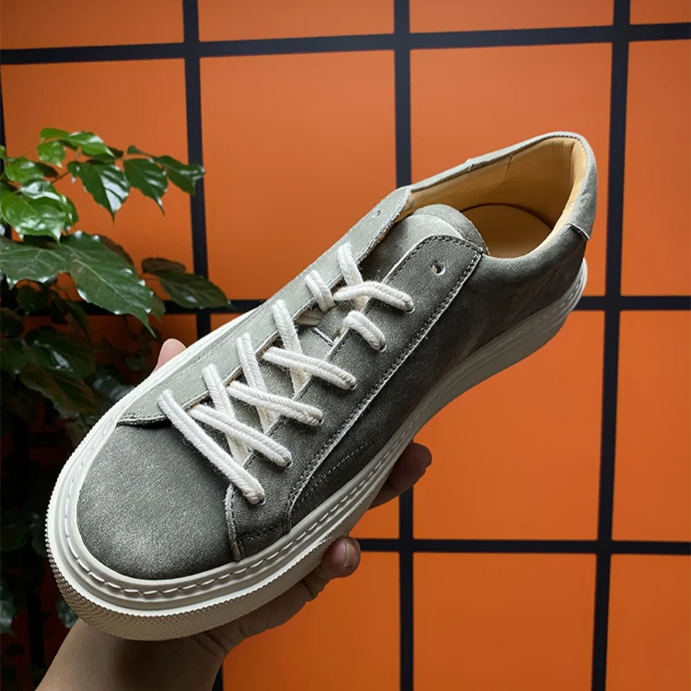 Men's Vintage Distressed Leather Sneakers Fashion Brand New Style Excellent Breathability Battle Scar Marks Personalize