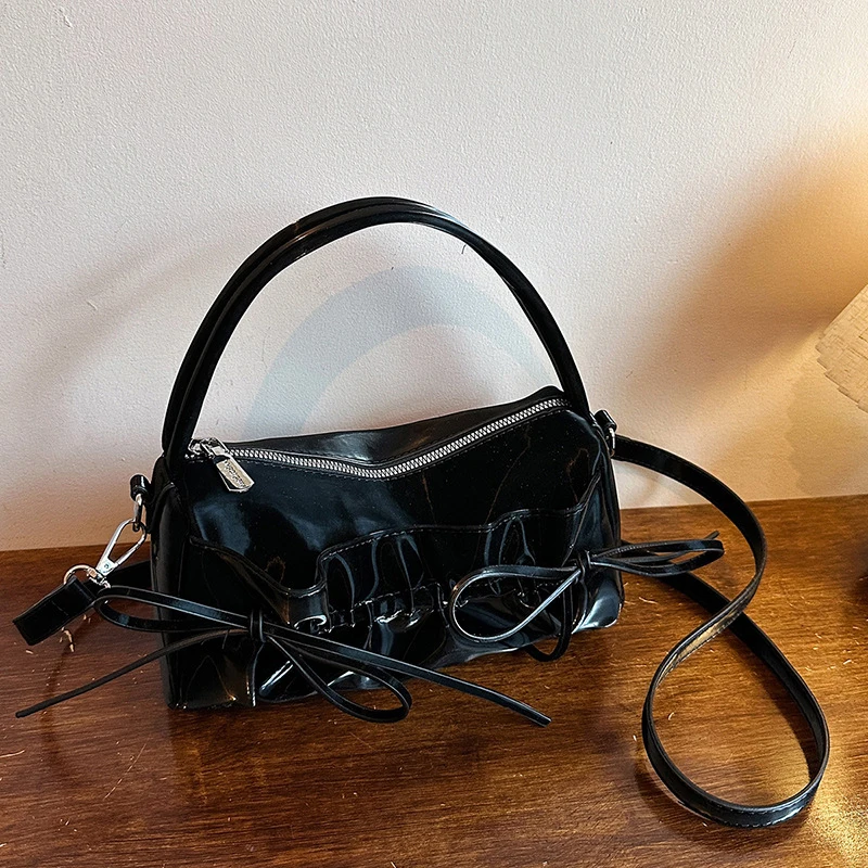 Schicke Umhängetasche mit Schleife und plissiertem Kordelzug, zylindrische Handtasche, Damen-Kissentasche mit abnehmbarem Riemen, Reißverschluss oben – Detail 11