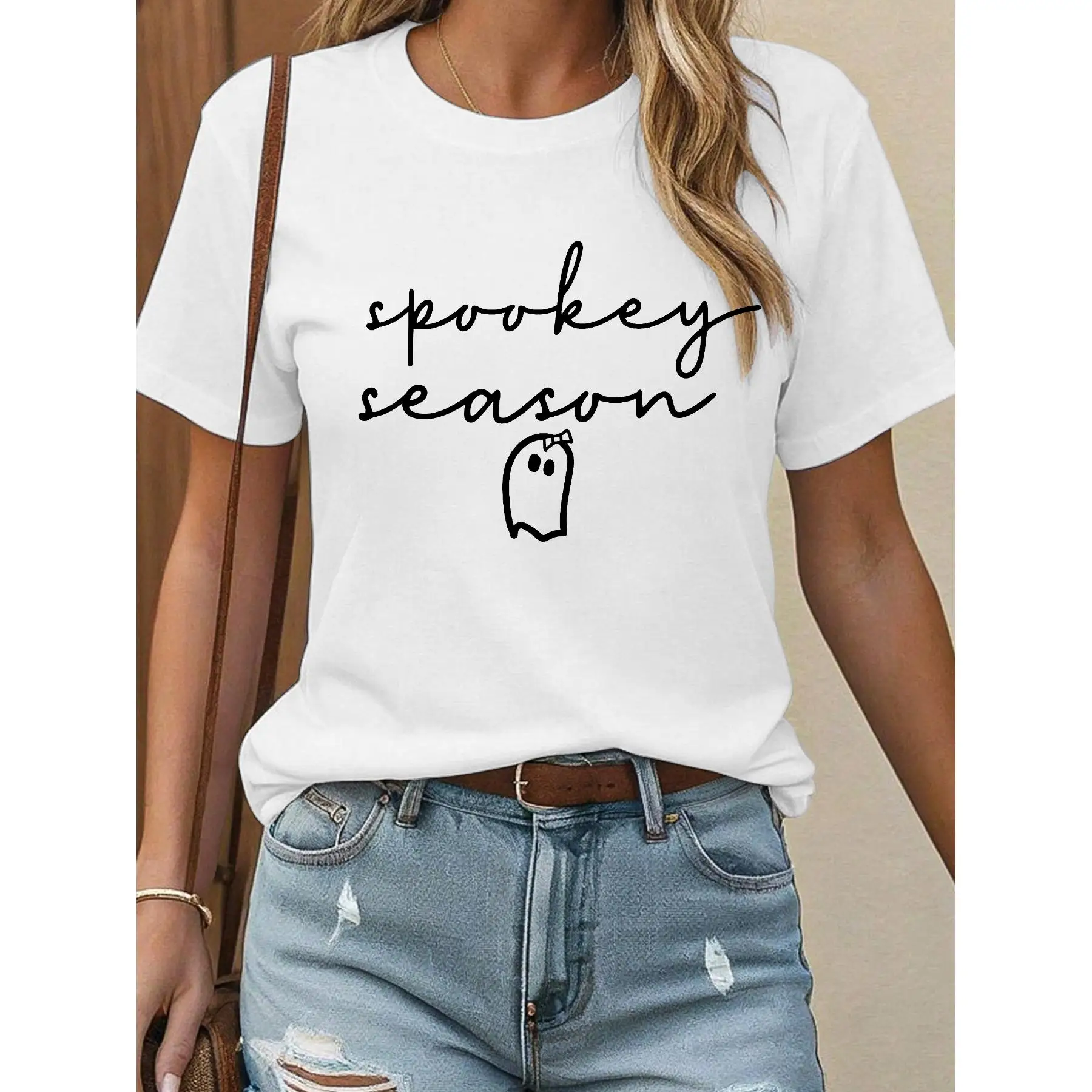 

Cute Spooky Season T-shirt for Women Halloween Ghost Graphic Tee Minimalist Spooktober Holiday Top Aesthetic Gift