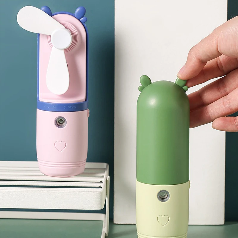 Spray Small Fan Dormitory Mini Usb Charging Fan Portable Carry-on Office Desktop Handheld Water Replenishment Instrument