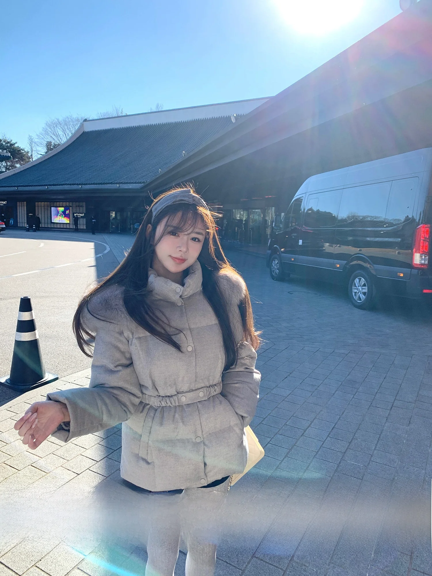 

Женская стеганая куртка Seoul Moonlight с отстегивающимся меховым воротником и капюшоном, теплая удлиненная куртка с наполнителем из пуха