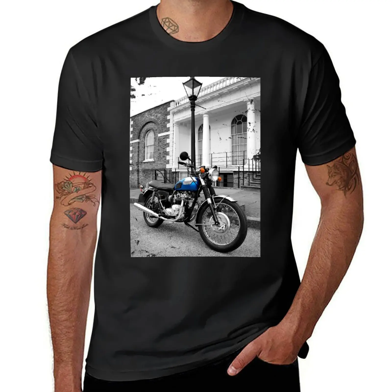 

The T100R Daytona Classic Motorcycle T-Shirt Luxury man anime stuff plain croswit shirt man fitted t shirts for men