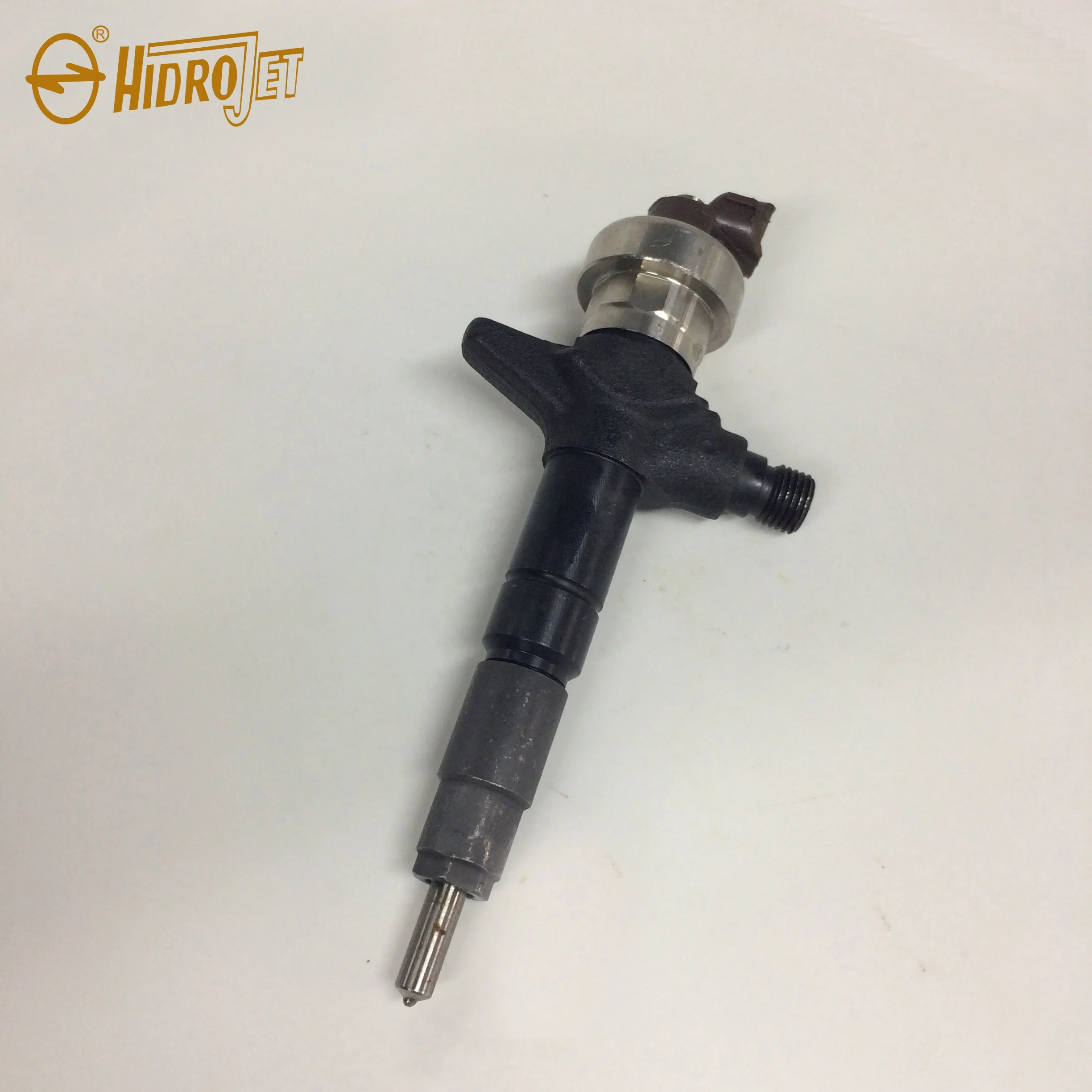 ชิ้นส่วนเครื่องยนต์ดีเซลหัวฉีดน้ํามันเชื้อเพลิง 8-9811-9228-3 หัวฉีด 8- 98119228 -3 สําหรับ 4JJ1