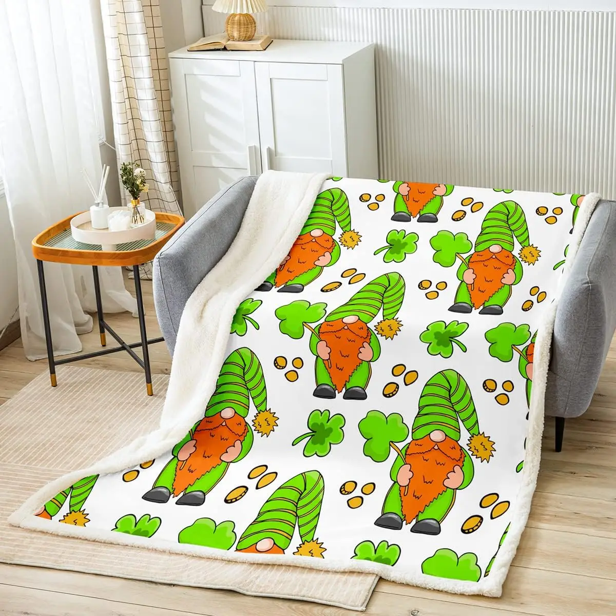 St. Patrick's Day Throw Blanket Green Clover Gnomes Blanket for Couch Sofa, Lucky Shamrock Bed Blanket for Kids Girls