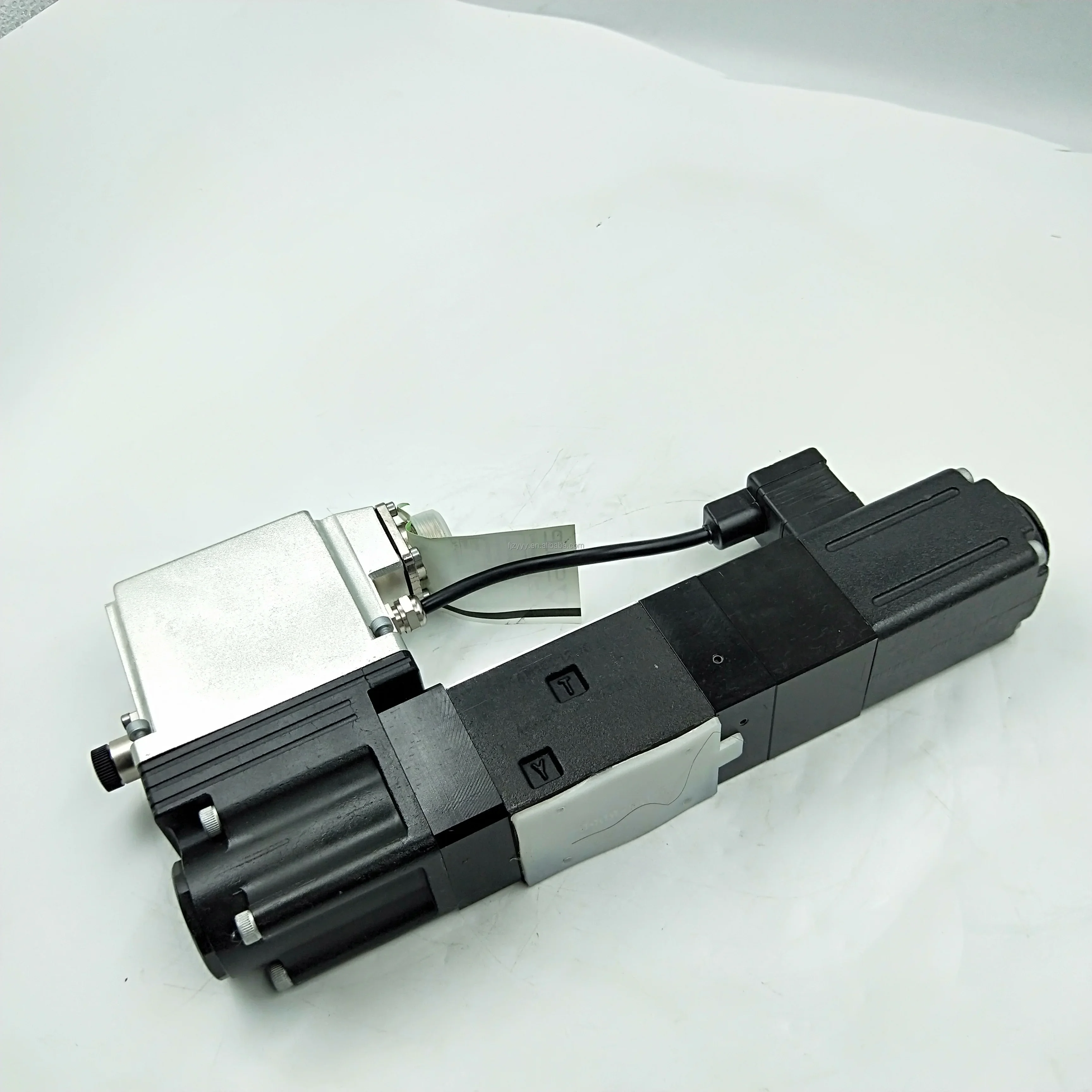 

RZMA-A-010/180/M 24/BT RZMA-P1-010/250/M/7 23 Proportional valve proportional Relief valve