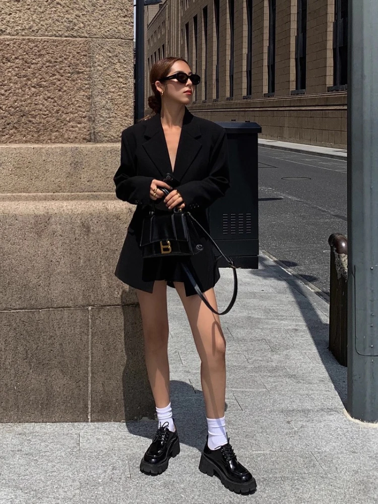 Fashionable Slim Fit Black Blazer for Women 2025 Spring and Autumn New Arrival Solid Color Slimming Casual Long Sleeve Blazers