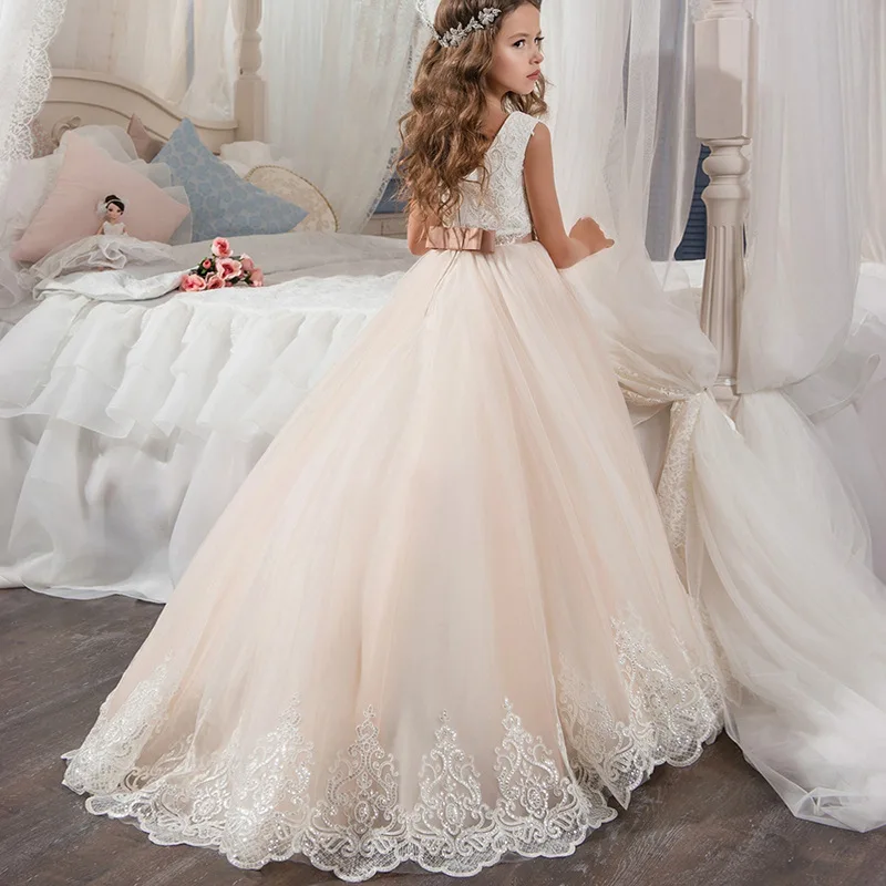 Champagne Flower Girl Dresses Tulle Puffy Lace Appliques With Bow Belt Sleeveless For Wedding Birthday Banquet Princess Gowns