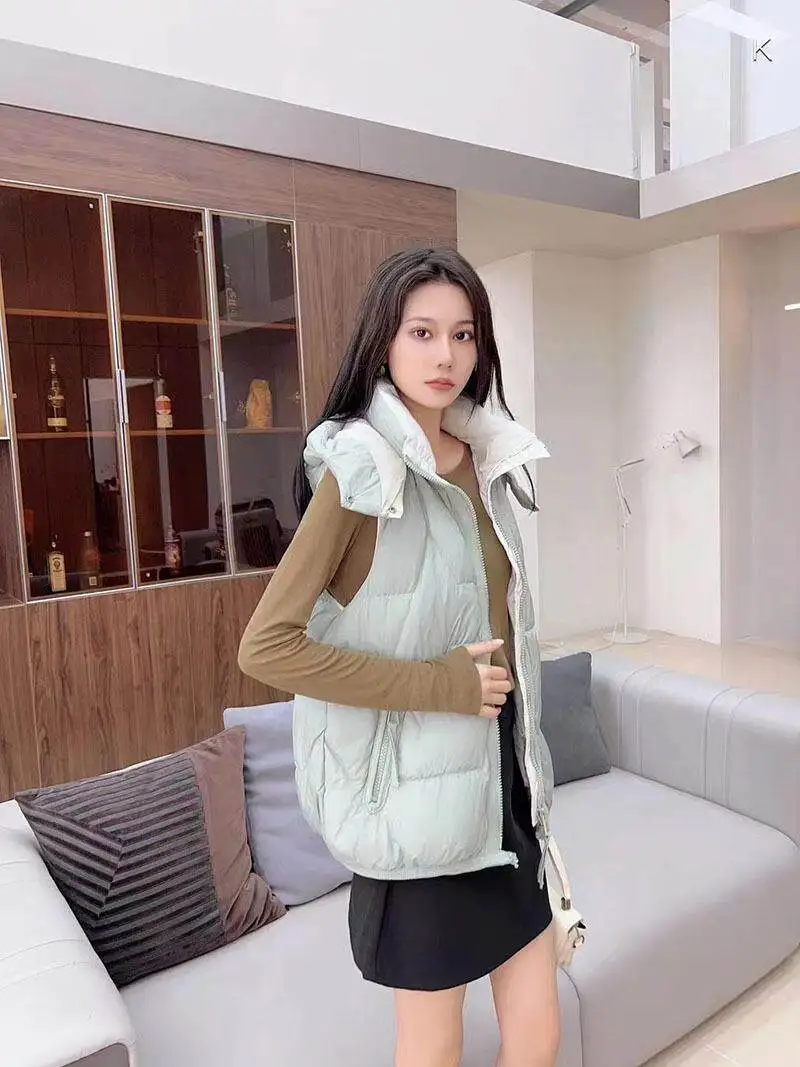 Winter Women Hooded Down Waistcoat Light Thin White Duck Down Vest Coat Ladies Warm Sleeveless Puffer Jacket Parkas Short Tank