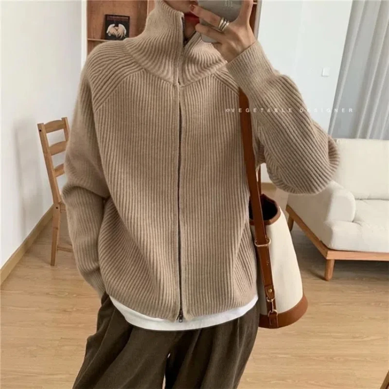 Spring Autumn Solid Color Turn-down Collar Long Sleeve Fashion Sweater Women High Street Zipper Cardigan Elegant All-match Tops