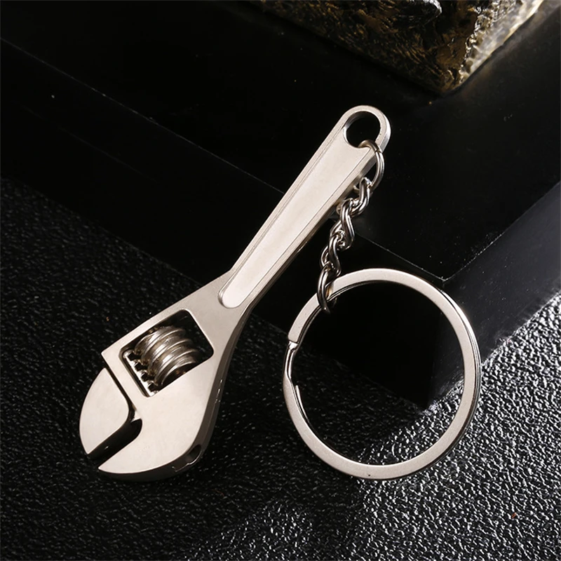 1pc Creative Tool Adjustable Wrench Spanner Key Chain, Metal Keychain For Men