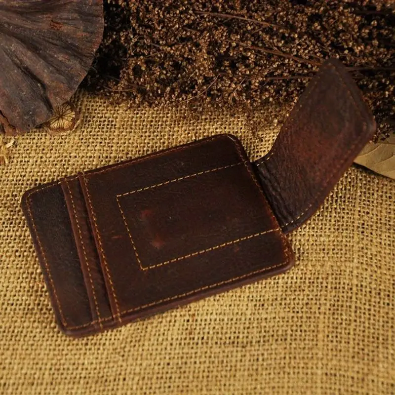 1 Stück Mad Horse Leder-Geldbörse für Herren, Praktische Multikarten-Geldbörse in Kaffeebraun mit Schwarzem Geldclip und Magnetverschluss – Detail 5