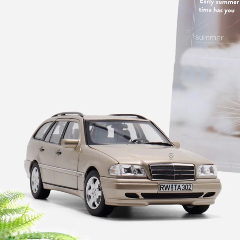 1:18 Schaal C-CLASS W202 Station Wagon Volledig Open Simulatie Legering Model Auto Statische Display Collectible Gift Souvenir Decoratie