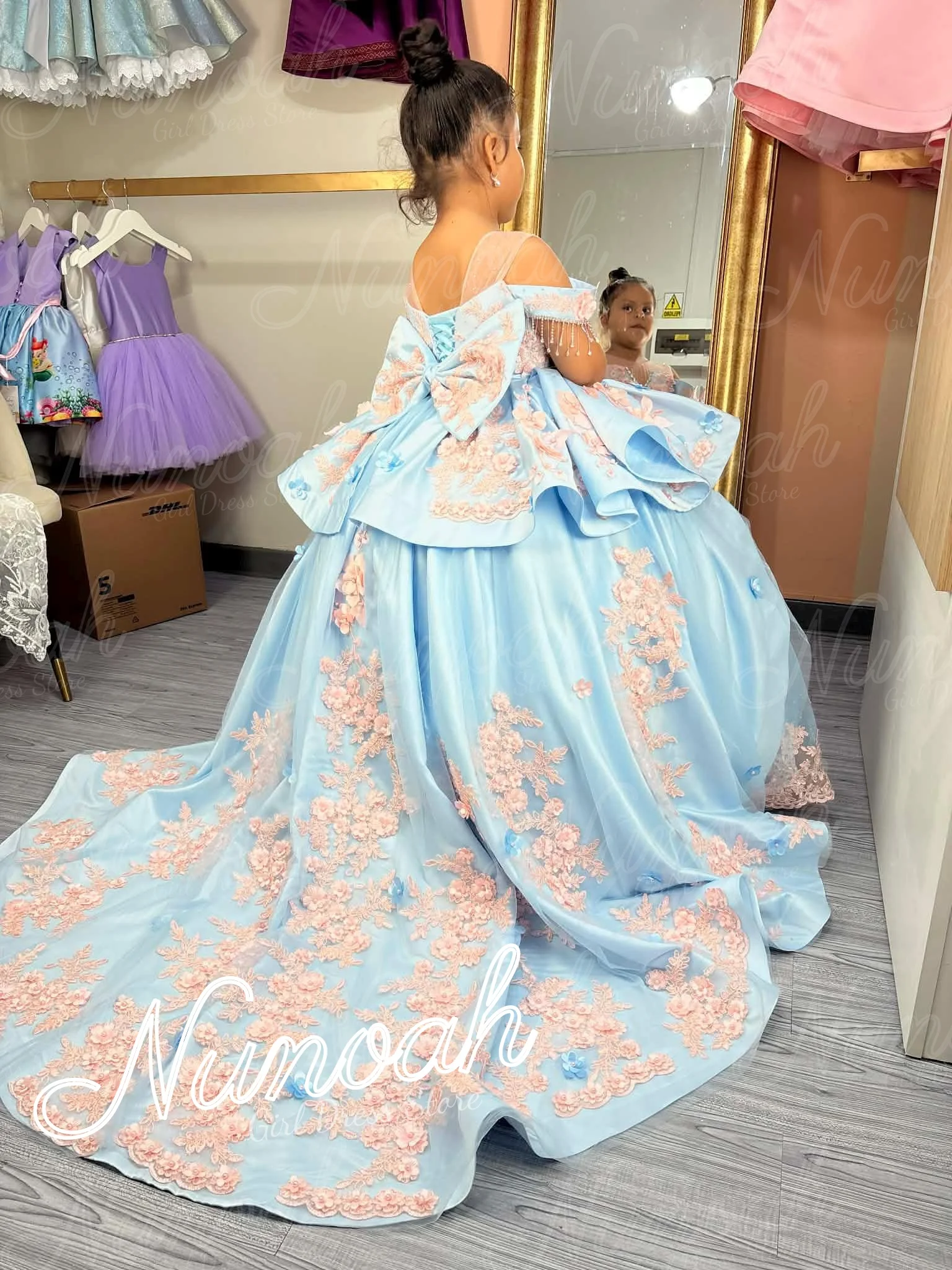 Blue Flower Girl Dresses for Wedding Lace Appliques Girl Birthday Party Gowns with Trail Bow First Communion Gowns Customized