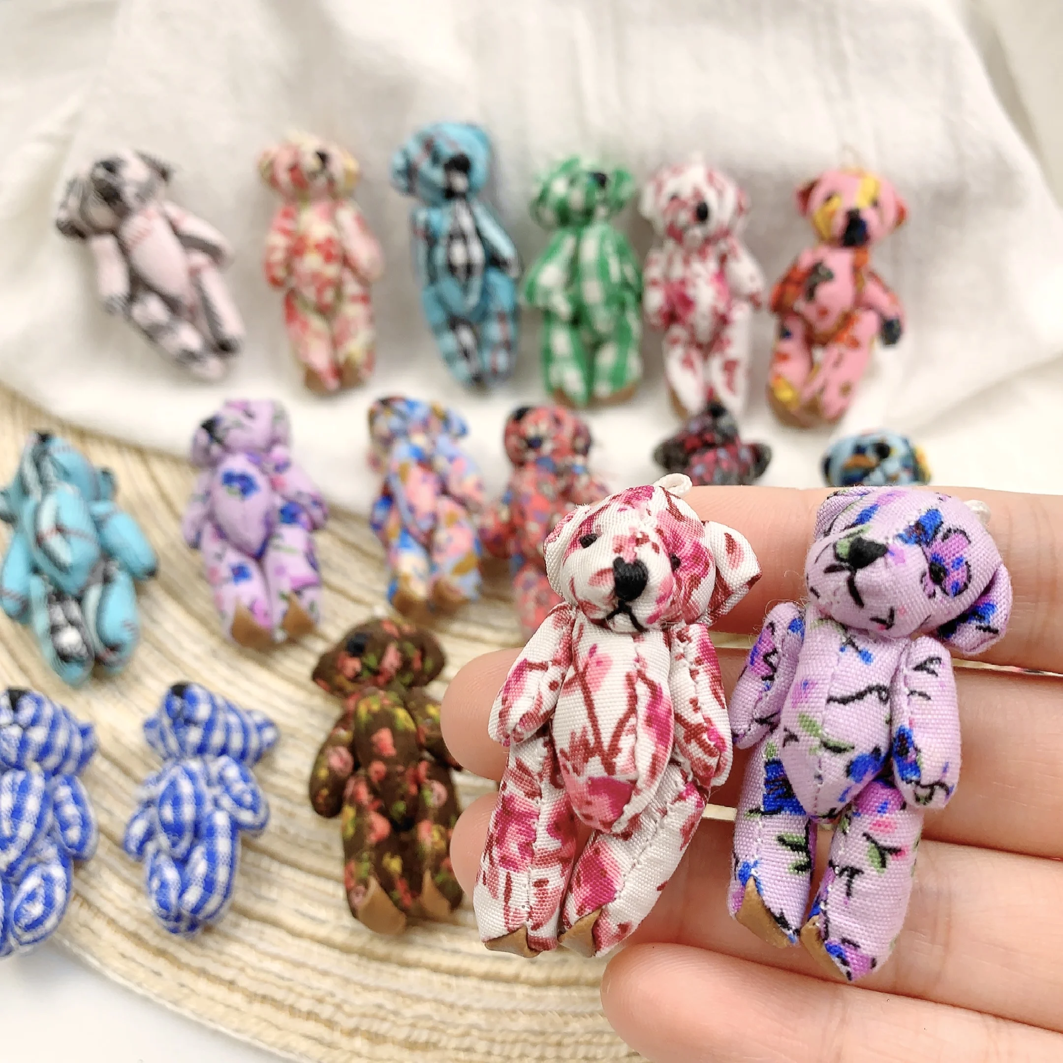 10pcs Mini Joint Bears Plush Keychain 4.5-3.5cm Cartoon Floral Plaid Bear Doll Stuffed Toy Bag Pendant Kids Christmas Party Gift