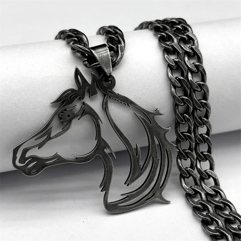 Lovely FAJA Animal Horsehead Pendant Necklace Women Men Stainless Steel Hollow Horse Head Hip Hop Chain Friendship Jewelry Gift