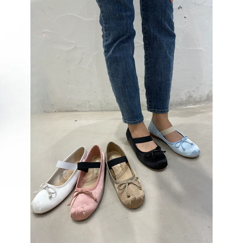 

2024 Spring and Autumn Round Headed Butterfly Knot Silk Flat Heel Shoes with Elastic Band Mary Jane Single Shoes
