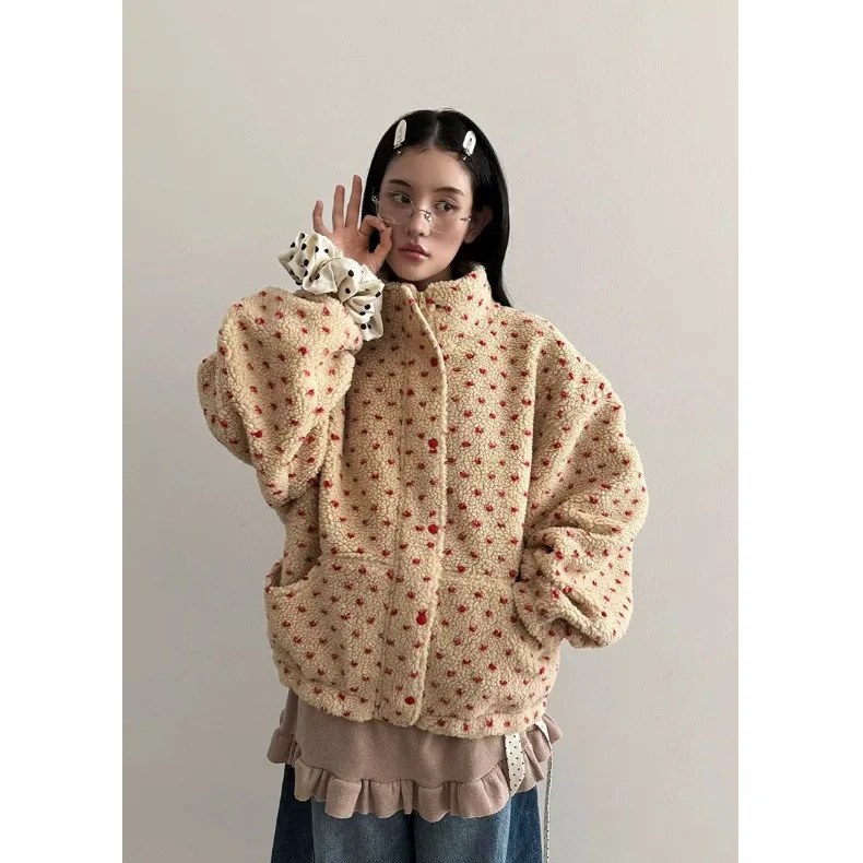 Warm Lamb Fur Coat Polka Dot Stand Collar Heart aped Korean Sle Women's Outerwear Suitable for All Seasons