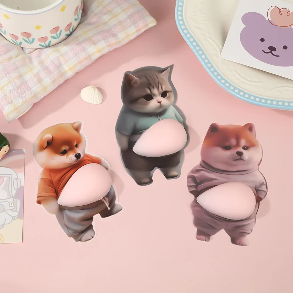 3d-наклейка-на-живот-собаки-породы-шиба-ину-милый-щенок-в-оранжевом-костюме-на-мягком-розовом-фоне-силиконовая-самоклеящаяся
