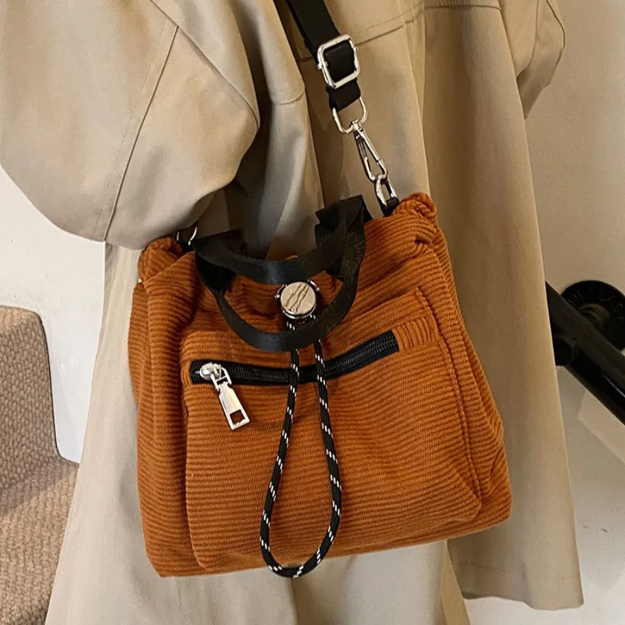 

Autumn and winter simple retro leisure corduroy bucket bag senior sense of casual versatile commuting single shoulder female bag