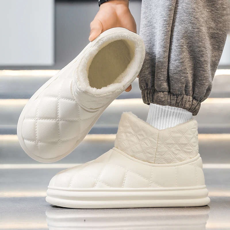 

2025 Winter New Men's Thick-Soled Snow Boots | Slip-On Puffy Ankle Leather Shoes Warm Fleece-Lined Casual Boots