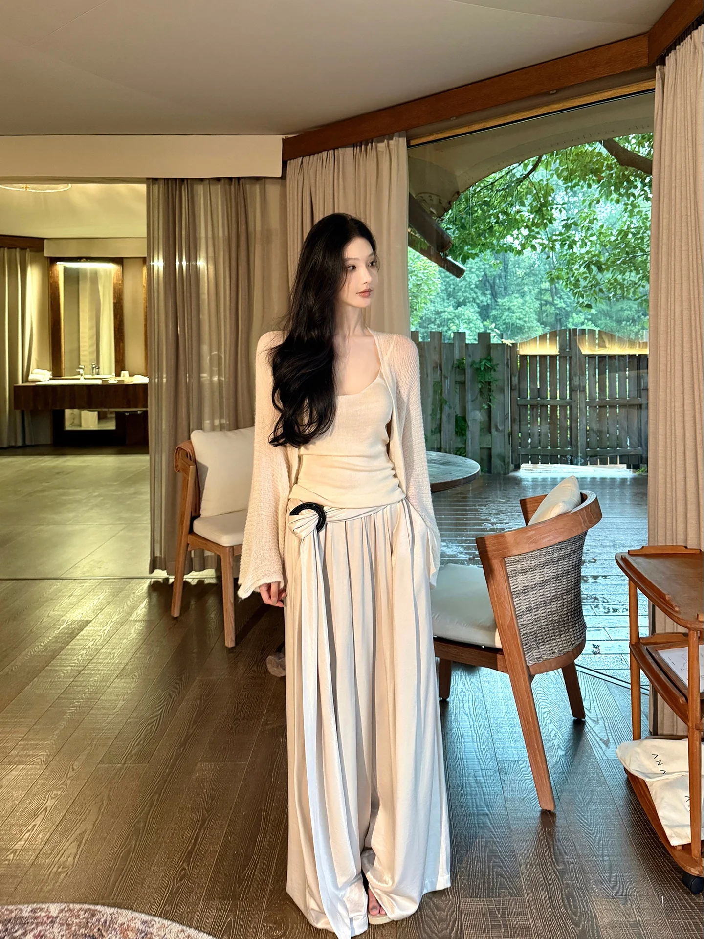 

Alin Women's Knitted Cardigan Svel V-Ne Long Sve UV Protection Faionable Casual Sle Hollow out Design Autumn Wear