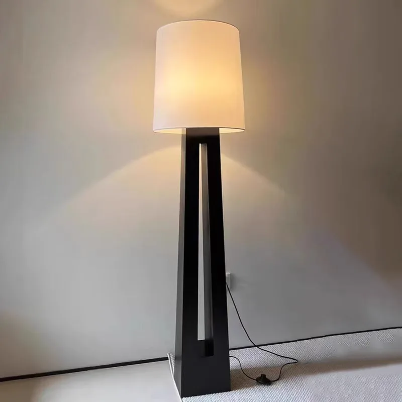 Modern Home Decor Minimalistische stoffen vloerlamp Geschikt voor woonkamers Slaapkamer Studeerkamer Standaardlamp Binnenverlichting Armaturen