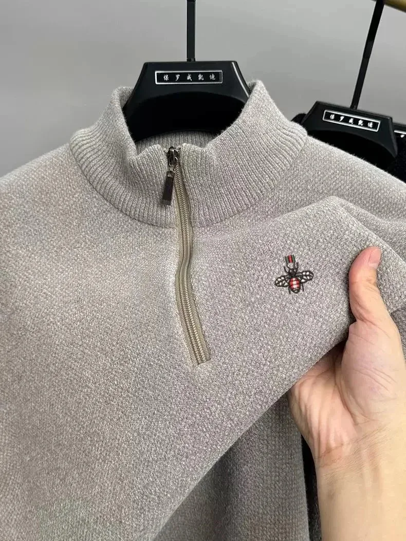 

High end brand fashion half zipper men's sweater new plush warm comfort exquisite bee embroidery knitted half high neck pullover