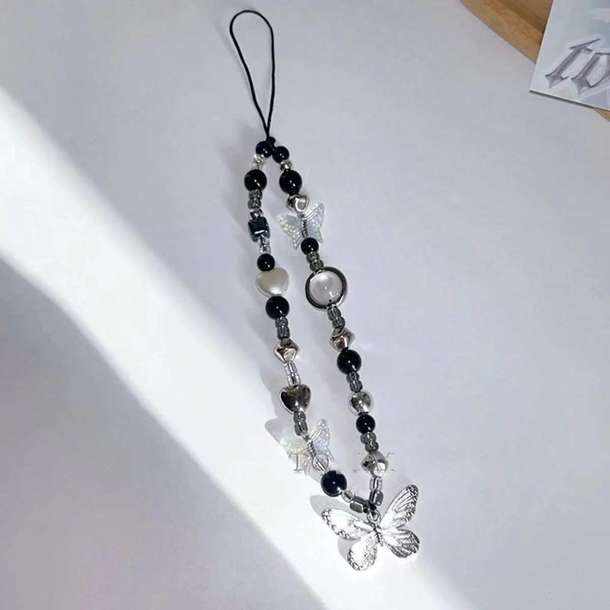 Japanese And Korean Spicy Girl Butterfly Black And White Mobile Phone Chain CCD Camera Unique Bead Hanging Rope Chain
